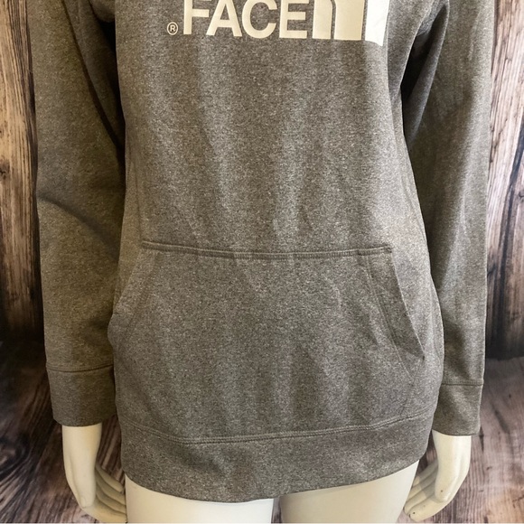 North Face Hooded Pullover - Picture 3 of 8